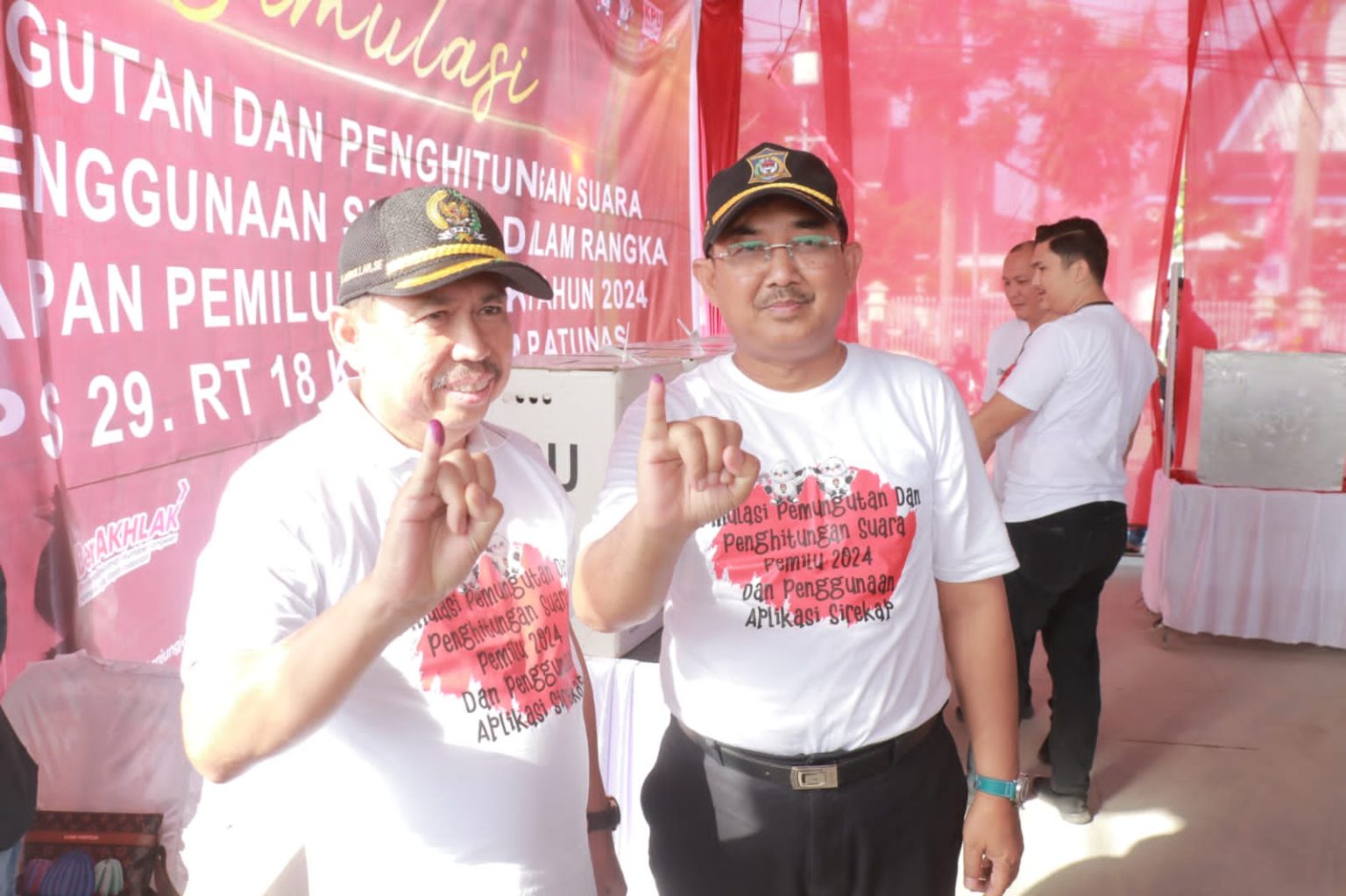 Bupati Tanjab Barat Melakukan Simulasi Pemilu, Pemungutan dan Penghitungan Suara