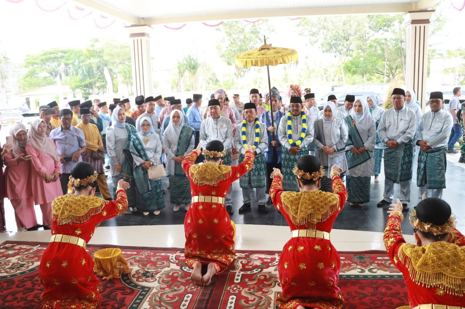 Bupati dan Wakil Bupati Hadiri Rapat Paripurna Istimewa Peringatan Hari Jadi Kab Tanjabbar ke-60