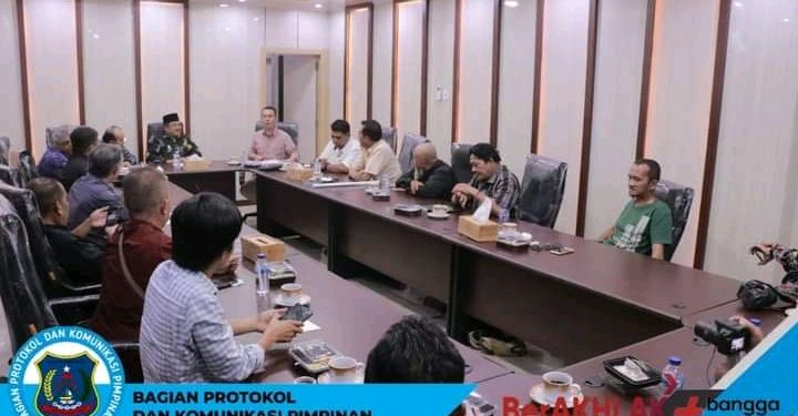 Bupati Tanjab Barat Gelar Audiensi Bersama Sejumlah Tokoh Masyarakat Jambi