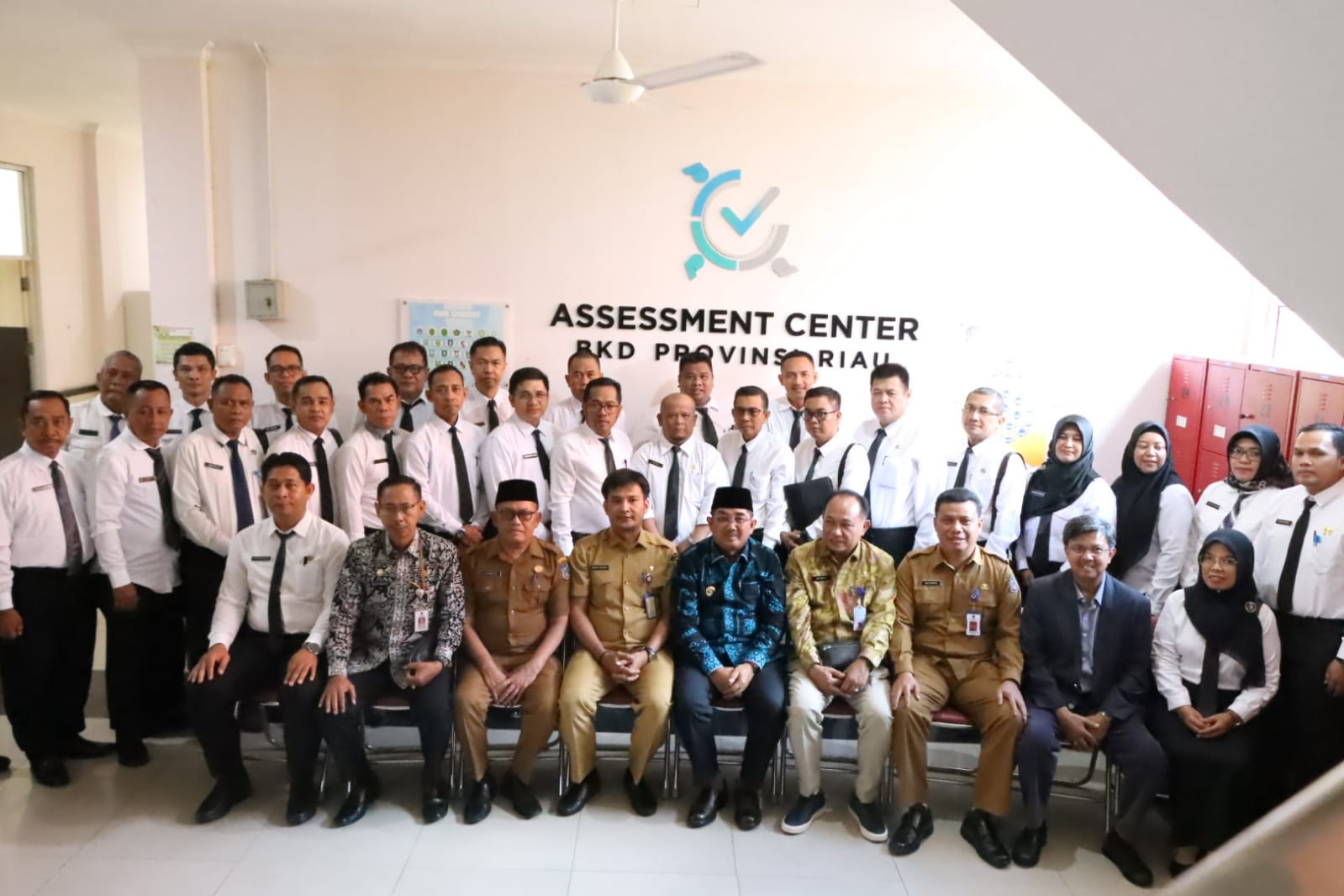 Bupati Tanjab Barat Buka Uji Kompetensi Manajerial dan Sosial Kultural Calon Pimpinan Tinggi Pratama